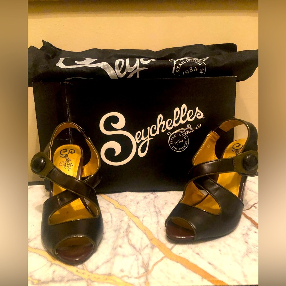Seychelles; Multi colored; heeled dress sandals; very nice & comfortable